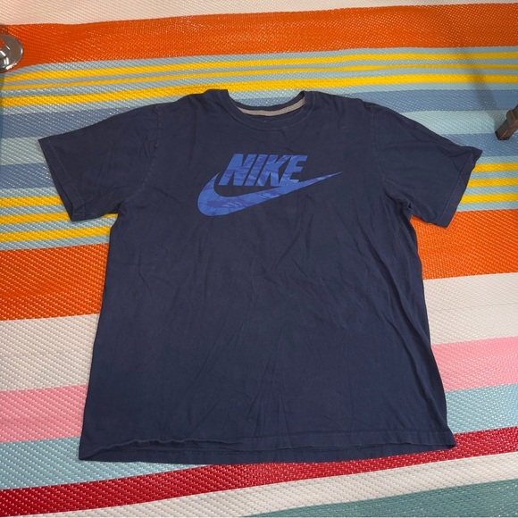 Nike Navy Blue Royal Blue Camo Camouflage Tee Men’s Size X-Large - Picture 1 of 3